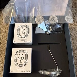 Diptyque Santal & Baies Candle Gift Set - New in box